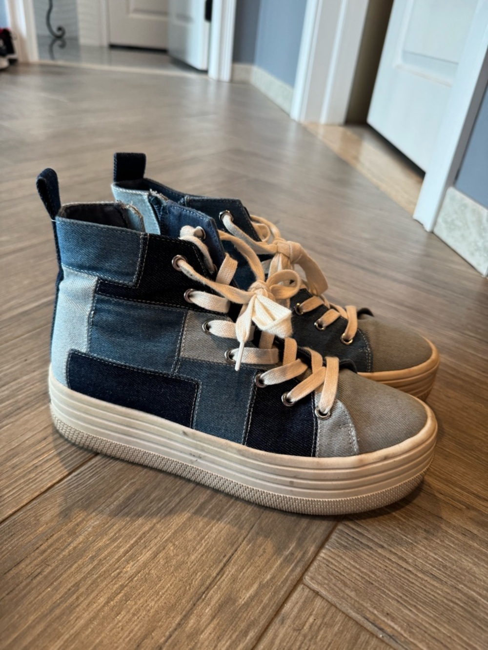 Steve Madden High-Top Patchwork Denim Sneakers in Blue